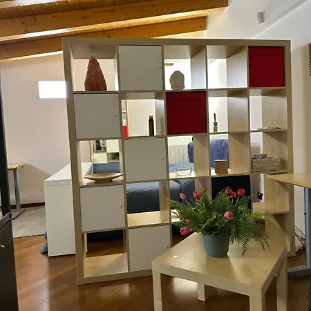 Appartement Casa Di Chloe - A 4 Minuti A Piedi Dai Navigli - A 20 Minuti A Piedi Dal Duomo Milan